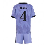 Dres Real Madrid David Alaba #4 Gostujuci za djecu 2022-23 Kratak Rukav (+ kratke hlače)